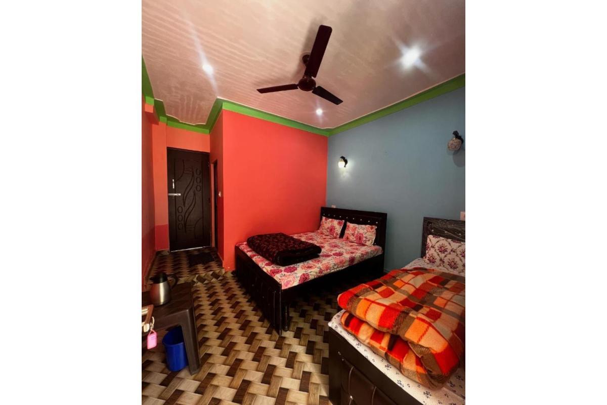 Prince Homestay & Restaurant Rudraprayāg Exterior foto